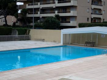 06U - Beautiful studio in residence - swimming pool and tennis court, Saint-Laurent-du-Var (foto 4)