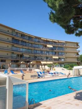06U - Beautiful studio in residence - swimming pool and tennis court, Saint-Laurent-du-Var (foto 5)