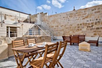 Old Lodge Apartment 7 by Vallettastay, Valletta (Foto 5)