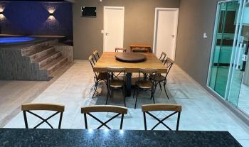 Casa Flora - Jacuzzi exclusiva e conforto absoluto a 10 quadras da praça central, Bonito (foto 3)