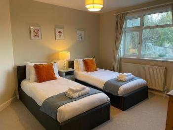 No 12 - Stylish & homely 3 bed with parking close to city centre, Bath (fotografie 2)