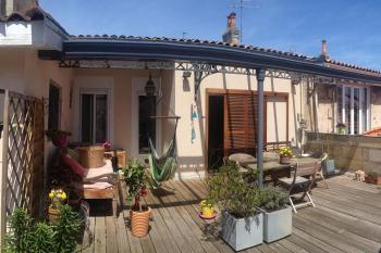 CALME , PROCHE du Centre, Grande Terrasse, Petit déjeuner, Bordeaux (zdjęcie 5)