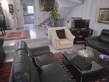 Villa in Panorama, Thessaloniki, with a swimming pool. Host: Mr. George, Thessalonique (photo 3)