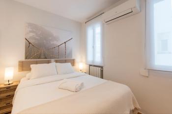 Fee4Me. Elegant flat a few minutes from Atocha., Мадрид (фото 4)