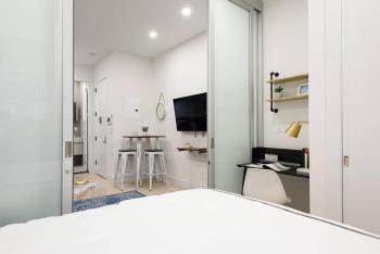 78-1B New 1BR prime UES WD in unit BEST VALUE, New York (foto 2)