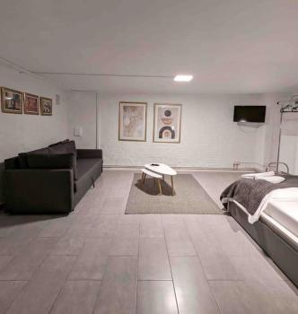 Central, cozy & beautiful designed 2-rooms Apt. near river, Berlin (photo 2)
