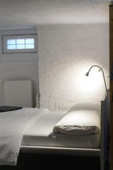 Central, cozy & beautiful designed 2-rooms Apt. near river, Berlin (photo 4)