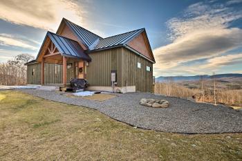 Secluded Kingfield Abode with Idyllic Mtn Views, Kingfield (foto 2)