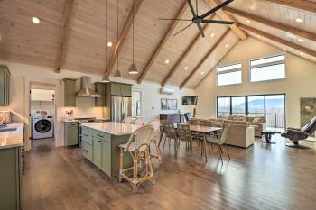 Secluded Kingfield Abode with Idyllic Mtn Views, Kingfield (foto 3)