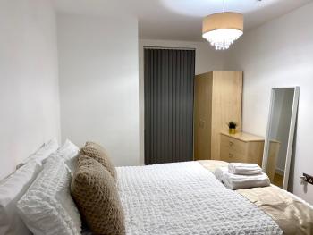 Elegant & Cozy, Gold Decor Apartment, B1, Birmingham (foto 3)