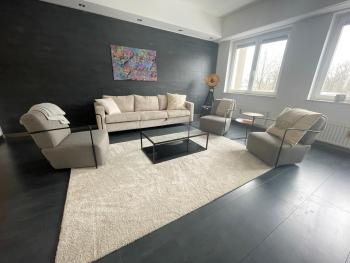 TruRetreats Design Loft für 8 Personen I Riesige Küche I eCharger I 65z SmartTV I 150qm, Hamburg (photo 4)