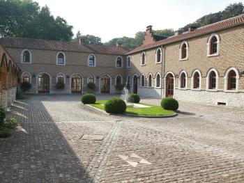 Hôtel - Ferme du Château d'Ahin, Huy (photo 2)