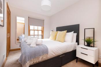 JOIVY Bright and Cosy Flat near The Scotland Gallery, Эдинбург (фото 4)