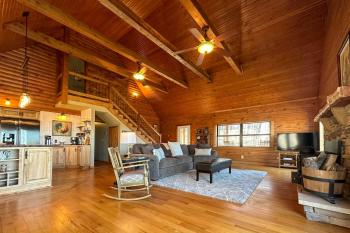 Charming Cabin with Hot Tub, Fire Pit and Views!, Jasper (fotografie 3)