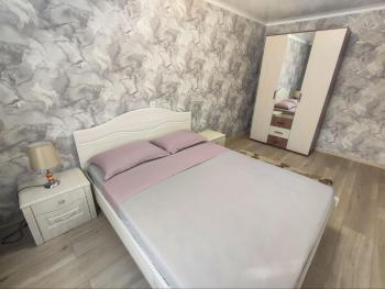 2-х комнатная квартира в центре на ул.Бородина 107, Kustanaj (zdjęcie 3)