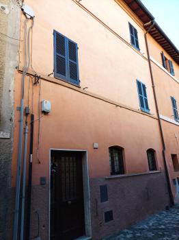 Civico 46, Foligno (foto 2)