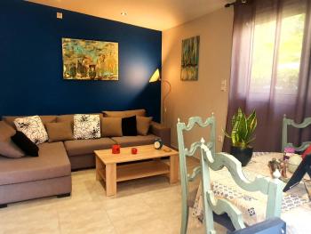 Ilias' cosy and relaxing apartment, Athens (photo 2)