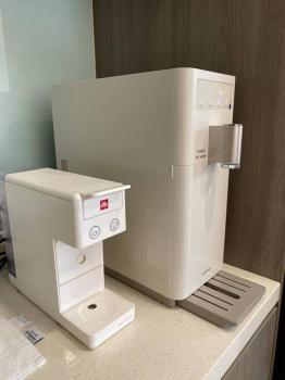 INS Style 5PAX 2R2B Sunway Velocity Linked, Kuala Lumpur (fotografie 2)