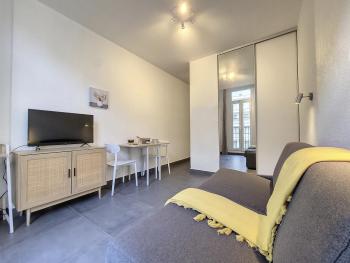 Nestor&Jeeves - GOLDIE FRANCE RIVIERA - Very close sea, Nice (fotografie 5)