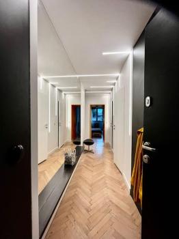 Art & Design 3 rooms apartment in city center, Breslau (Foto 4)
