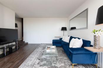 Skyline Views 1-Bedroom with Balcony and Pool, Los Angeles (fotografie 4)