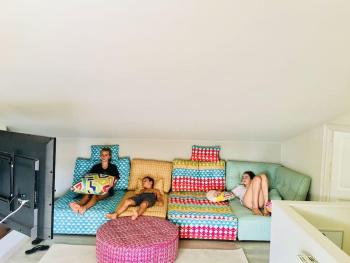 2 Story, 5 Bedroom, 3 Bath Flat, Steps from the Beach & Cliff Walk, Llafranc (fotografie 5)