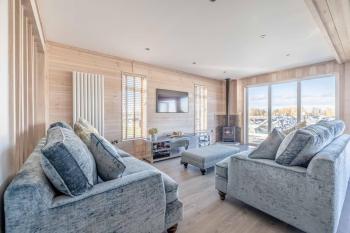 Stylish Lodge At Windsor Racecourse Marina - By Tempstay, Windsor (fotografie 2)