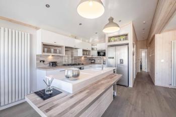 Stylish Lodge At Windsor Racecourse Marina - By Tempstay, Windsor (fotografie 3)