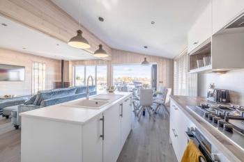 Stylish Lodge At Windsor Racecourse Marina - By Tempstay, Windsor (fotografie 5)
