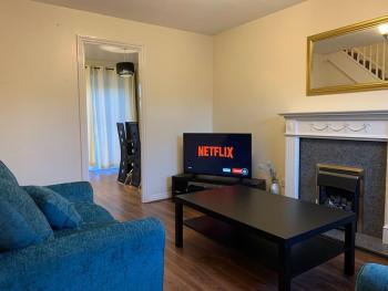 House - 10min to City Centre - Sleeps 4 - Parking, Birmingham (zdjęcie 3)