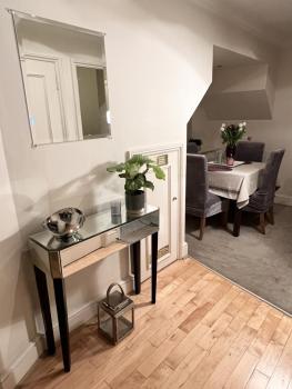 Double bedroom with en-suite bathroom in Chelsea - central London - share apartment, Londra (foto 4)