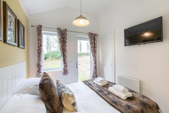 Squirrel Lodge 43 with Hot Tub, Newton Stewart (Foto 5)