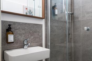Super Zentral super schöner Altbau in Moabit Rostockerstraße im Herzen von Berlin für bis zu 6 Personen, Berlin (photo 3)