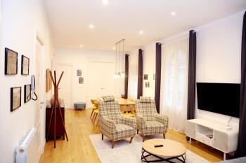 PISO EXCLUSIVO FRENTE AL CASCO VIEJO CON PARKING GRATIs, Bilbao (photo 3)