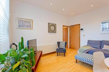 Spacious Highbury Fields 1 Bedroom apartment - parking by request, Londýn (fotografie 4)