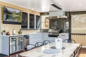 Elegant, Stunning & Central! East Side Gem!, Toowoomba (fotografie 2)
