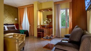 IN Roma Vale&Hillary colosseo b&b, Rome (photo 2)