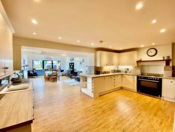 Elegant & spacious farmhouse with wonderful views, Penrith (foto 5)