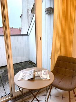 Dachgeschosswohnung mit 2 Schlafzimmern Zentrum Nord mit Aufzug, Lipsko (fotografie 5)
