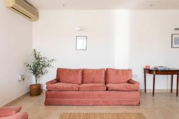 City Penthouse with roof terrace and sea views, La Valette (photo 3)