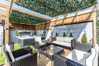Stunning house close to the stadium + Hot tub!, Liverpool (photo 4)