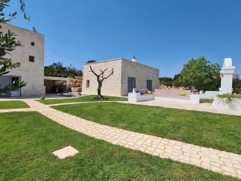 Tower House in Puglia with Pool and Charm, Cisternino (fotografie 3)