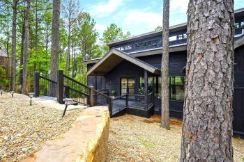 The Enclave, Broken Bow (fotografie 3)