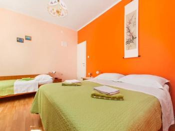 Studio apartment Josip, Split (photo 2)