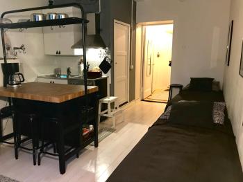 Rustic black and white studio, Helsinki (foto 3)