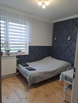Studio Jutrzenka z łazienką by Apartamenty na dni Wrocław, Wrocław (photo 3)