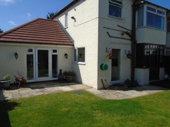 TEA in Liverpool - Private - Quiet - Ground Floor - En-suite - Walk-in-shower, Liverpool (photo 5)
