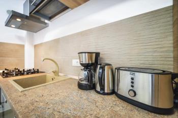 Green Studio - located by the forest, near AFI Mall, and moments away from The Old Town, Braşov (Foto 5)