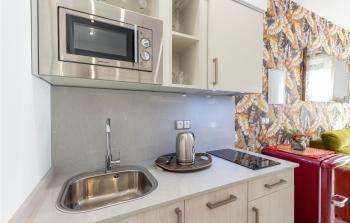 1 Bedroom Gorgeous Apartment In Sevilla, Seville (photo 4)