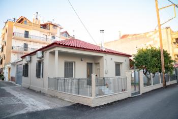 Όμορφη μονοκατοικία με 2 υπνοδωμάτια και τζάκι, Nafpaktos (fotografie 4)
